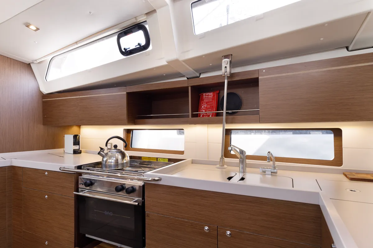 Galley of Nailah, a Beneteau Oceanis 46.1 sailboat at Kos, Greece