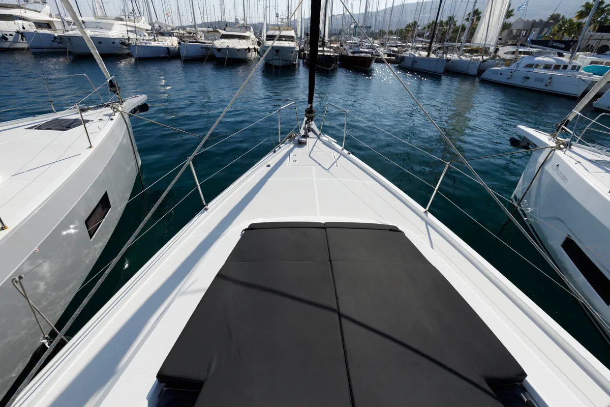 Deck of Nailah, a Beneteau Oceanis 46.1 sailboat at Kos, Greece