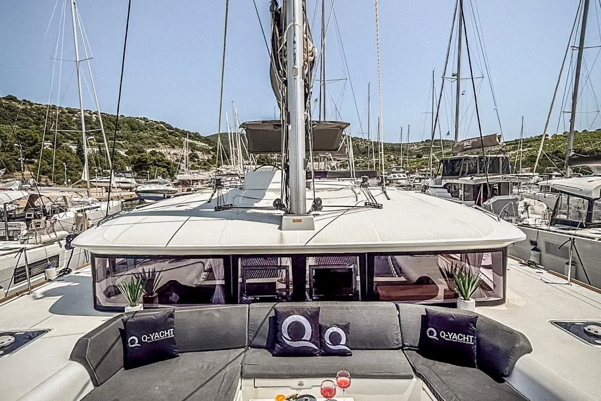 Deck of Red Twin, a Lagoon 450 F catamaran at Primošten, Croatia