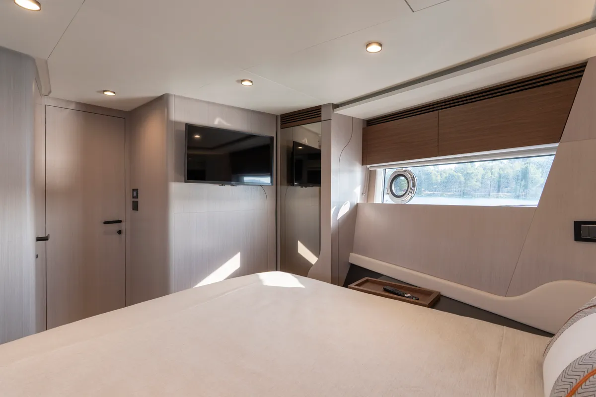 Cabin on Felicita, a Azimut S7 motor yacht at Grad Šibenik, Croatia