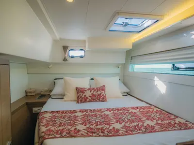 Cabin on Sail La Vie, a Lagoon 40 catamaran at Malé, Maldives