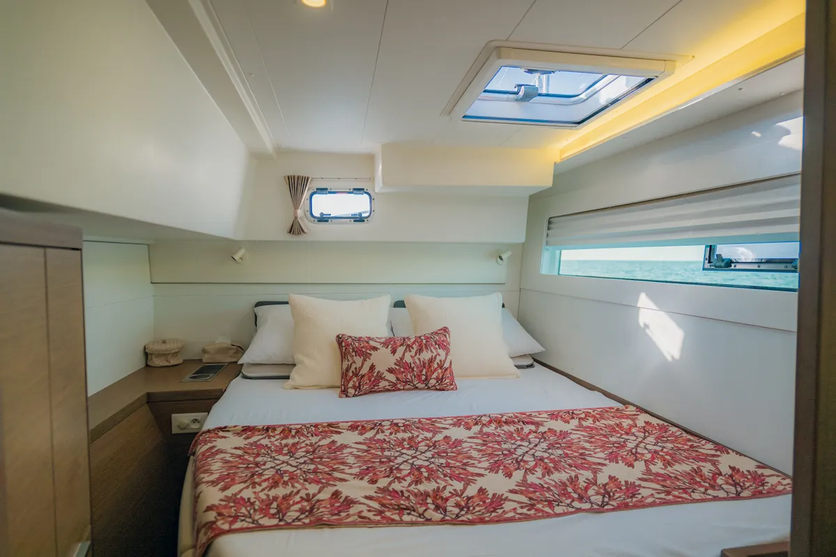 Cabin on Sail La Vie, a Lagoon 40 catamaran at Malé, Maldives