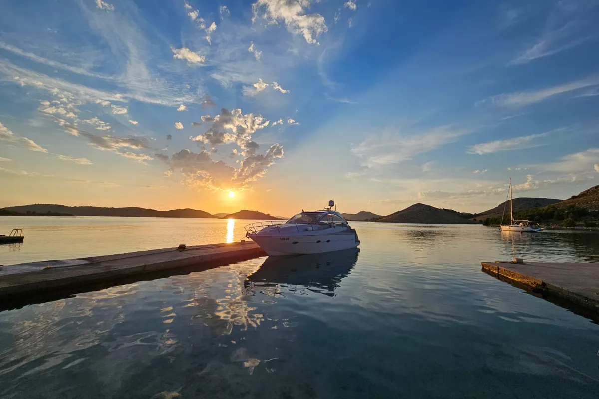 Exterior view of Andrea, a Grginić jahte Mirakul 40 motor yacht at Grad Biograd na Moru, Croatia