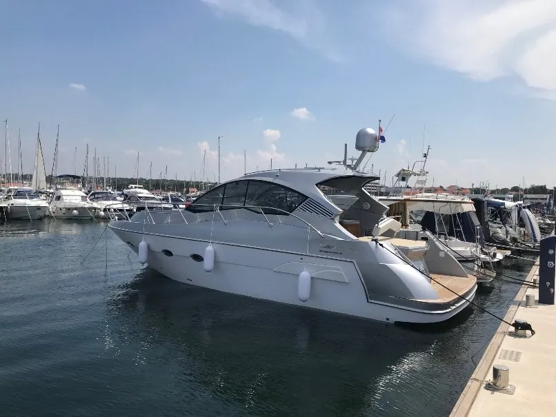 Exterior view of Andrea, a Grginić jahte Mirakul 40 motor yacht at Grad Biograd na Moru, Croatia