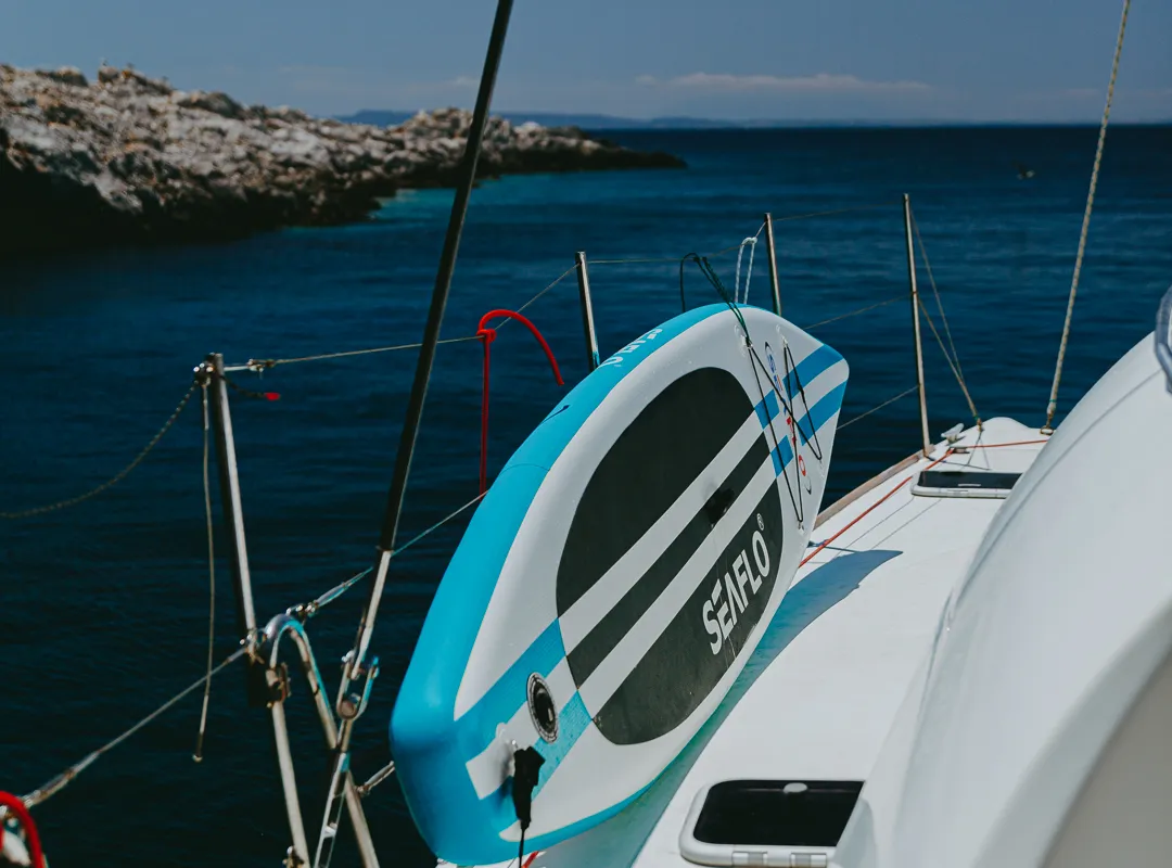 Karamela, a Lagoon 380 catamaran at Sithonia, Greece