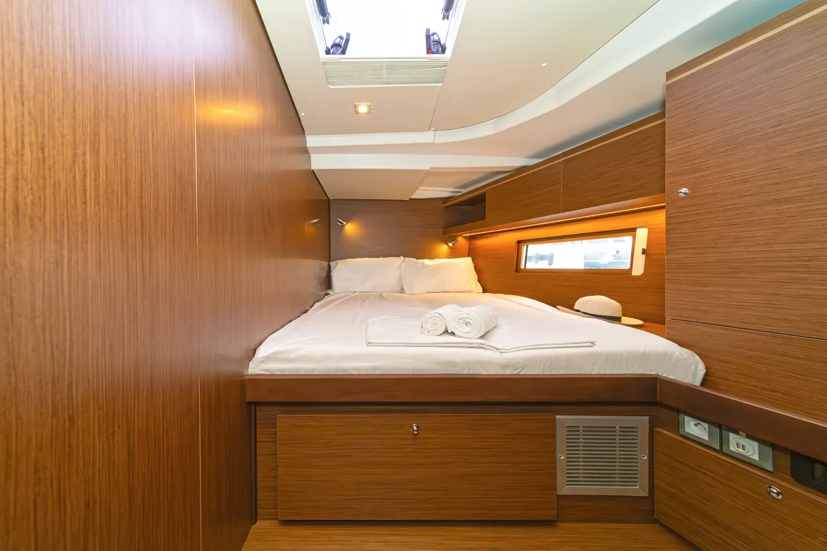 Cabin on Yria, a Beneteau Oceanis 51.1 sailboat at Athens, Greece