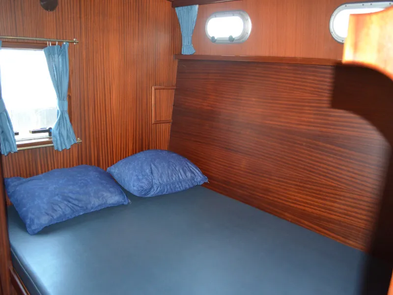Cabin on Constellation, a De Drait Tyvano 1450 motorboat at Drachten, Netherlands