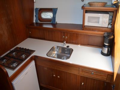 Galley of Constellation, a De Drait Tyvano 1450 motorboat at Drachten, Netherlands