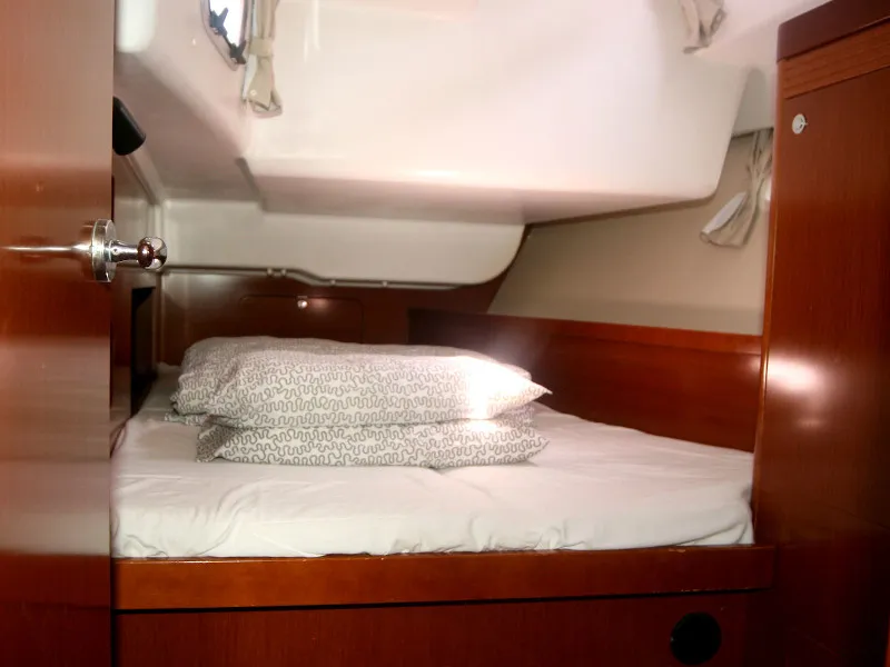 Cabin on Big Tasty, a Beneteau Oceanis 50 sailboat at Općina Rogoznica, Croatia