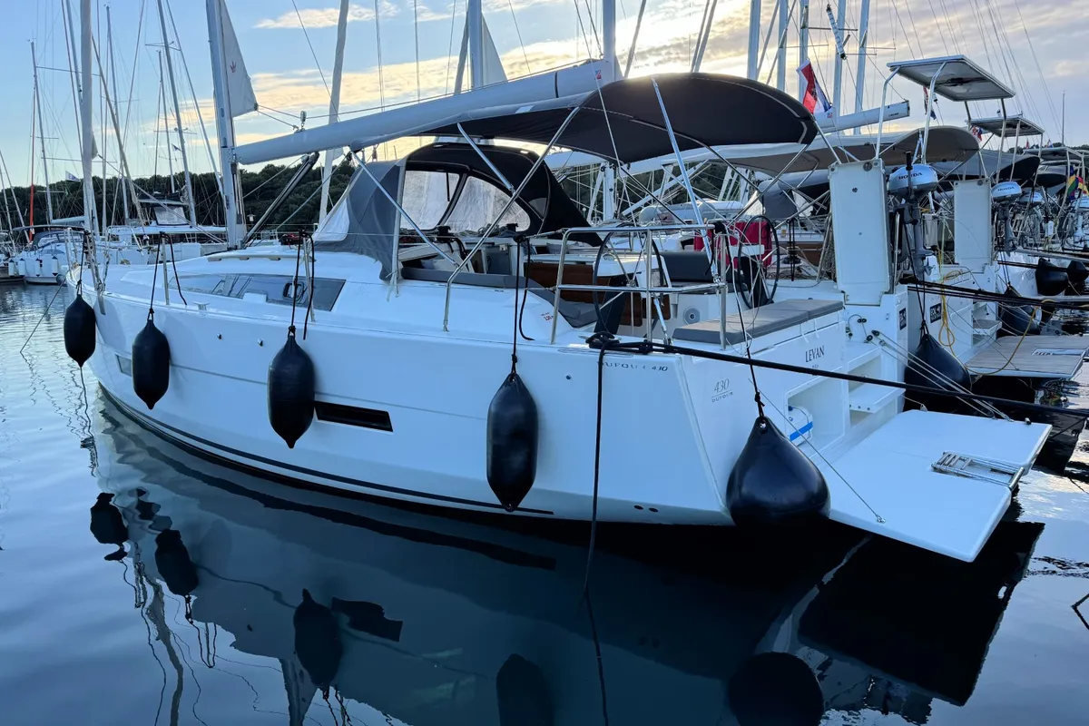 Exterior view of Levan, a Dufour 430 GL sailboat at Grad Pula, Croatia