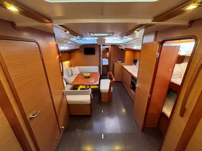Salon of Levan, a Dufour 430 GL sailboat at Grad Pula, Croatia