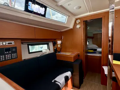 Salon of Surf Point, a Bavaria C38 sailboat at Split, Croatia