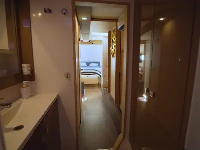 Cabin on Enéa, a Fountaine Pajot Lucia 40 catamaran at Rangiroa