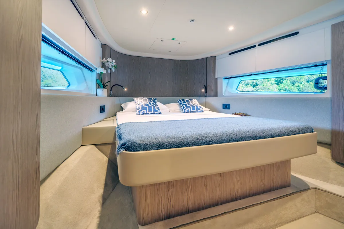 White, a Azimut 53 Fly motor yacht at Podstrana - Miljevac, Croatia