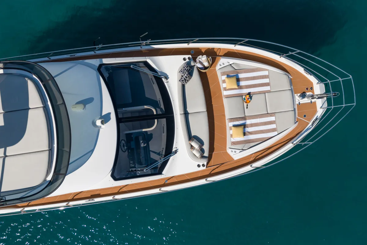 White, a Azimut 53 Fly motor yacht at Podstrana - Miljevac, Croatia