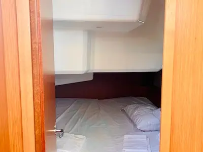 Cabin on Sakura J, a Bavaria C42 sailboat at Punta Ala, Italy