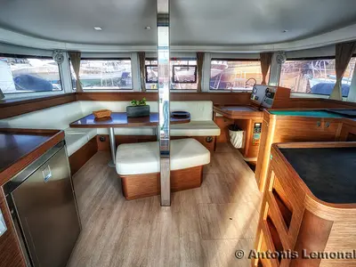 Salon of Winny, a Lagoon 42 catamaran at Finikas, Greece