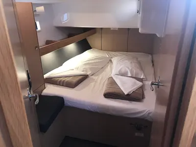 Cabin on Aludra, a Bavaria Cruiser 46 sailboat at Rosignano Solvay, Italy