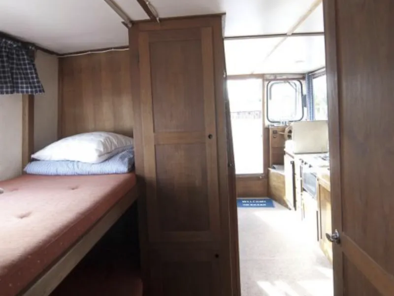 Cabin on Gota 5, a Gulet Regina von Platen motorboat at Motala, Sweden