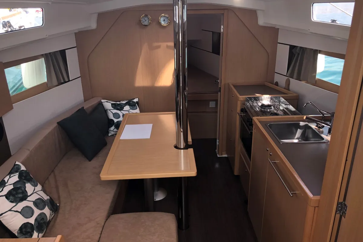Salon of GALA, a Beneteau Oceanis 35 sailboat at Split, Croatia