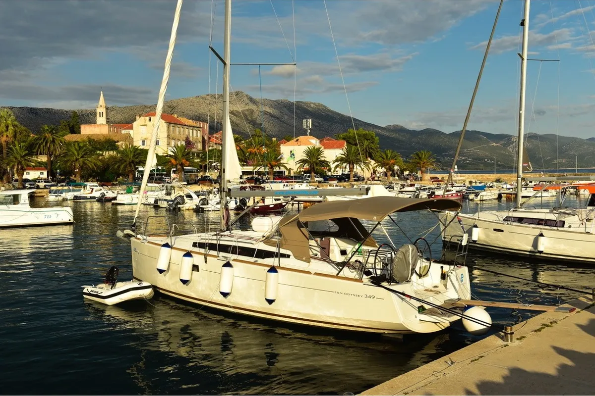 Exterior view of Višnjica, a Jeanneau Sun Odyssey 349 sailboat at Grad Ploče, Croatia