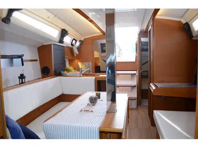 Salon of Višnjica, a Jeanneau Sun Odyssey 349 sailboat at Grad Ploče, Croatia
