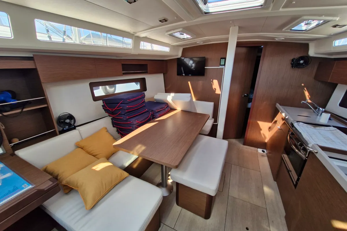 Salon of Agios, a Beneteau Oceanis 37.1 sailboat at Grad Pula, Croatia