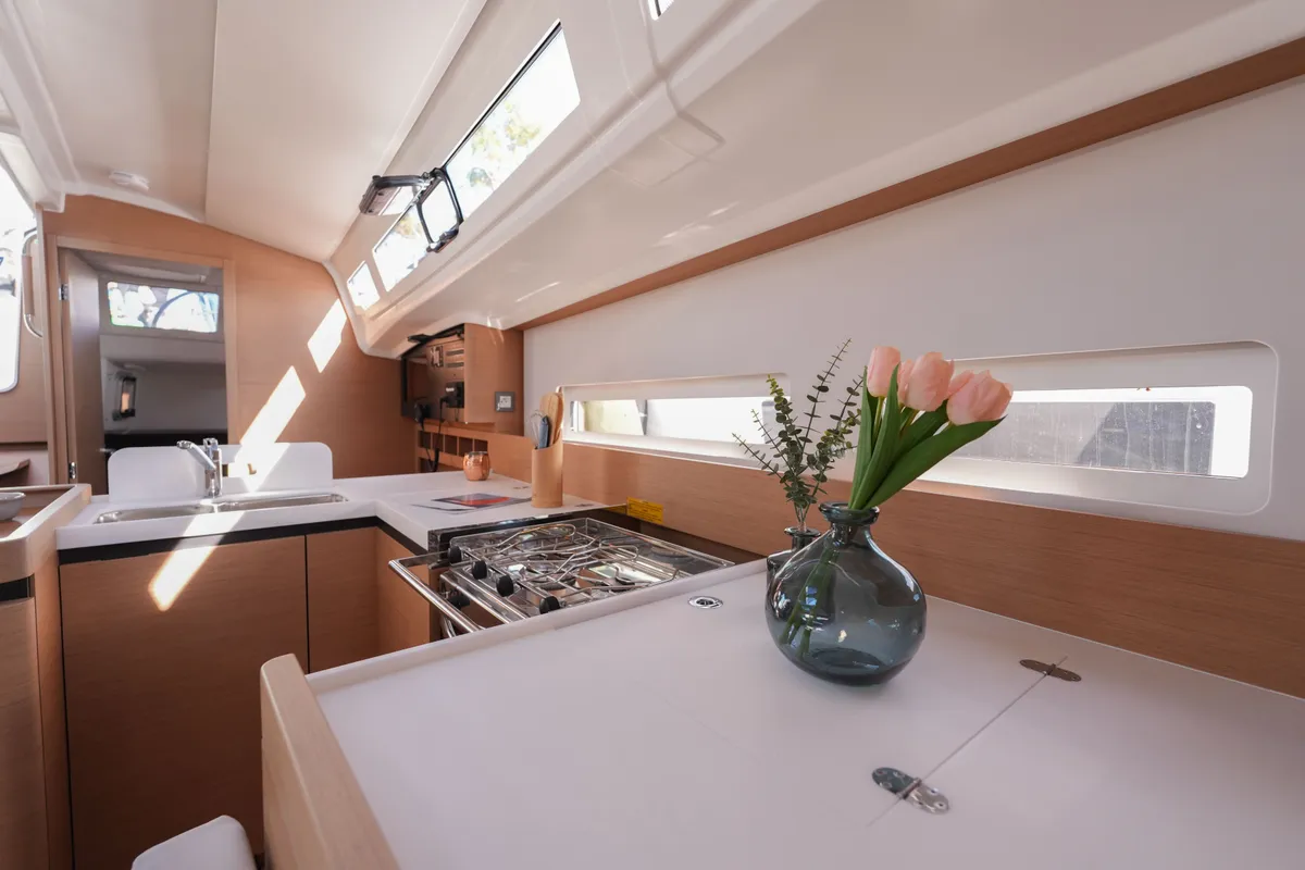Head on Colibrì, a Jeanneau Sun Odyssey 410 sailboat at Salerno, Italy