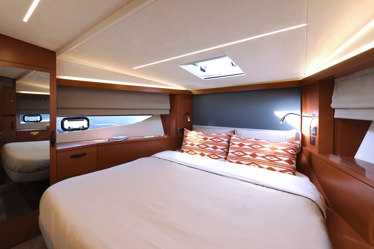 Cabin on My Love II, a Prestige 42 Fly motorboat at Llucmajor, Spain