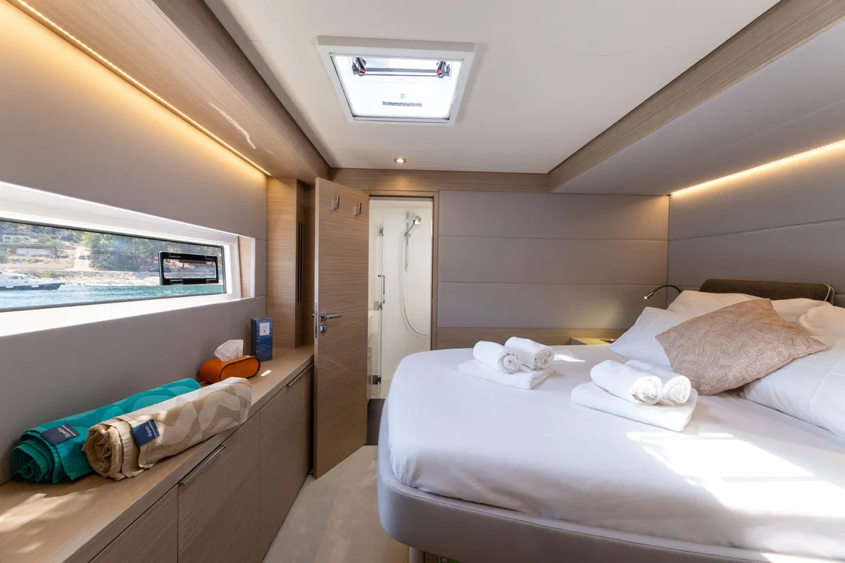 Cabin on ARTISAN, a Lagoon 55 catamaran at Split, Croatia