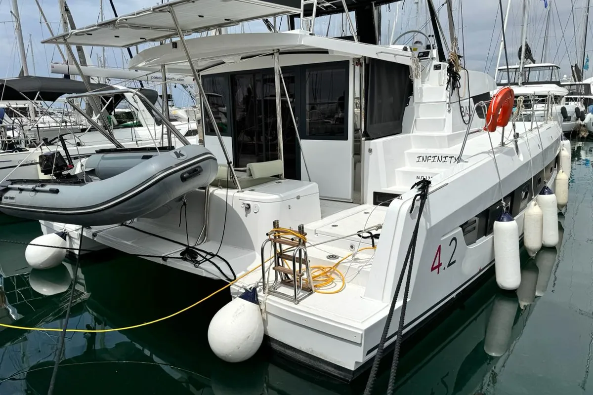 Exterior view of Infinity, a Bali 4.2 catamaran at Athens, Greece