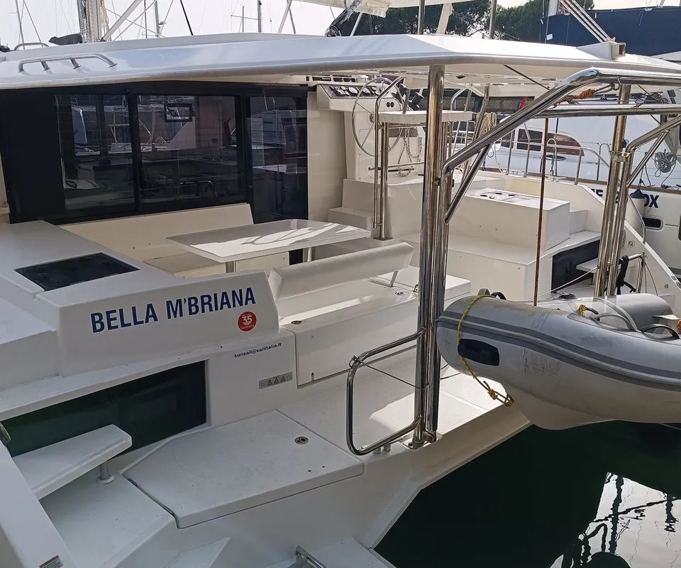 Bellambriana, a Leopard 40 catamaran at Tonnarella, Italy