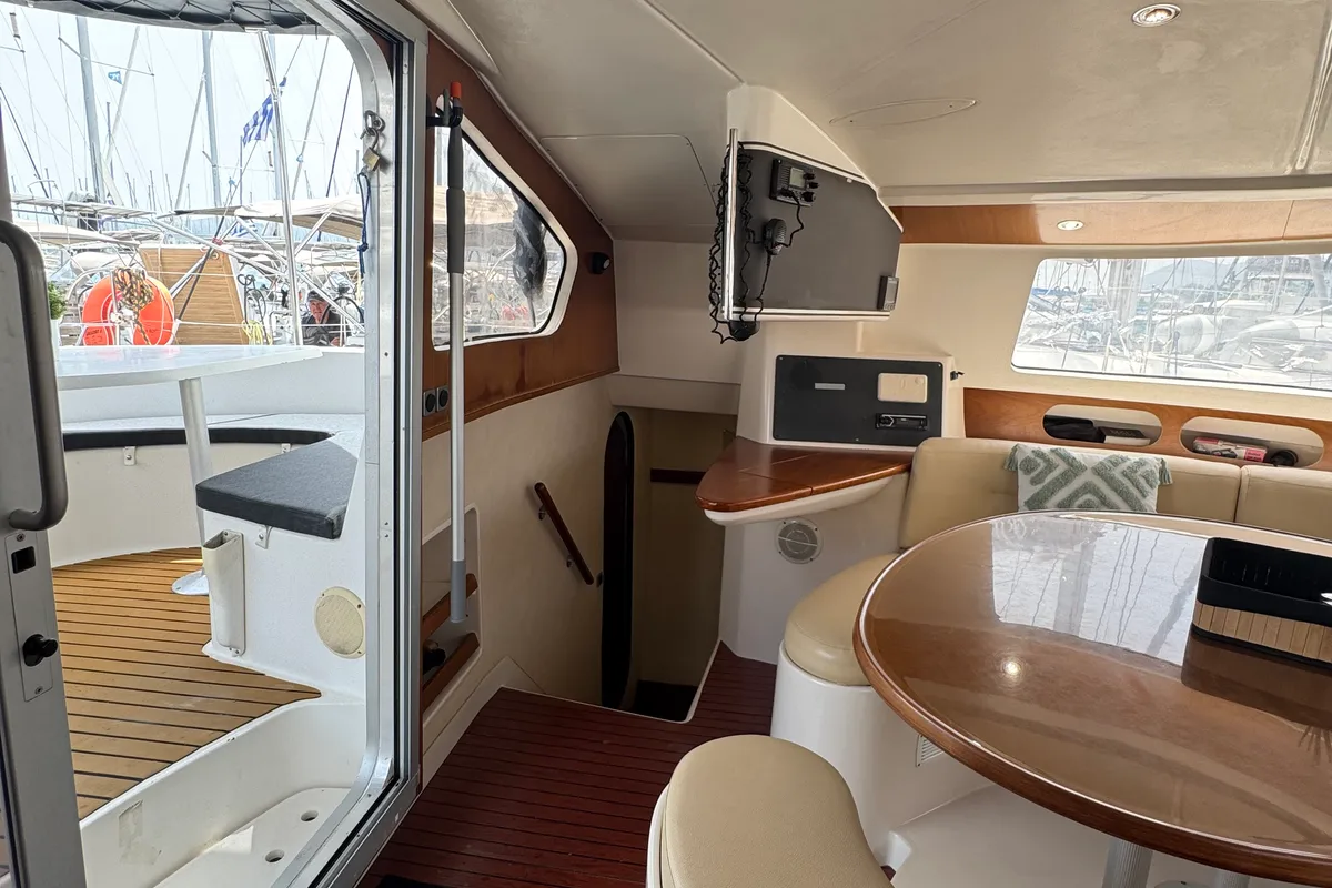 Salon of Artemis K, a Fountaine Pajot Belize 43 catamaran at Municipal Unit of Lefkada, Greece