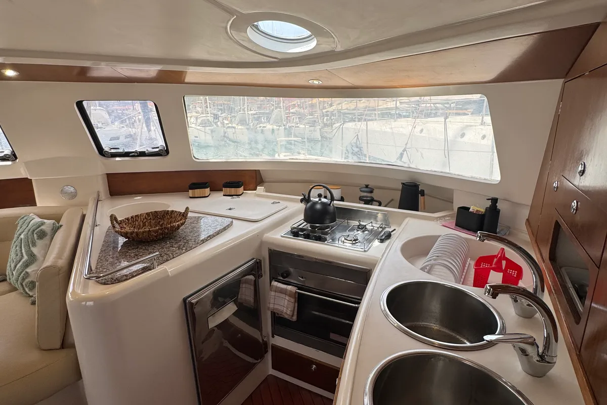Galley of Artemis K, a Fountaine Pajot Belize 43 catamaran at Municipal Unit of Lefkada, Greece