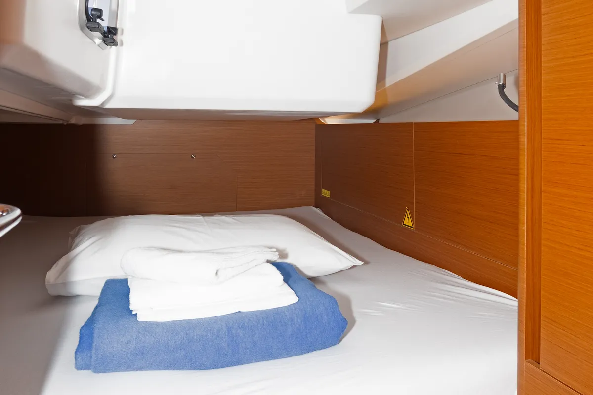 Cabin on Sun Kiss, a Jeanneau Sun Odyssey 440 sailboat at Split, Croatia