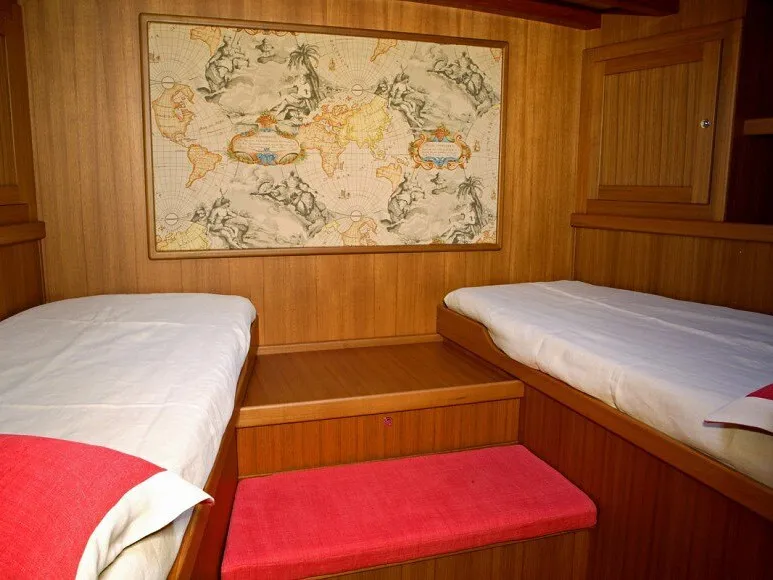 Cabin on Clan II, a Gulet Carlini Sciarelli 62.5 sailboat at Syracuse, Italy