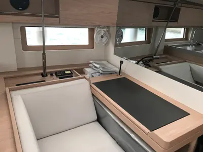 Deck of Gacrux, a Beneteau Oceanis 51.1 sailboat at Rosignano Solvay, Italy