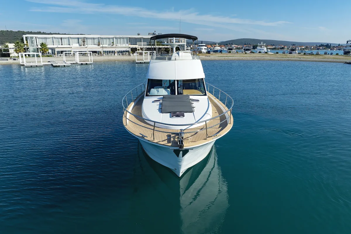 Exterior view of KATANA, a Beneteau Antares 13,80 motor yacht at Općina Sukošan, Croatia