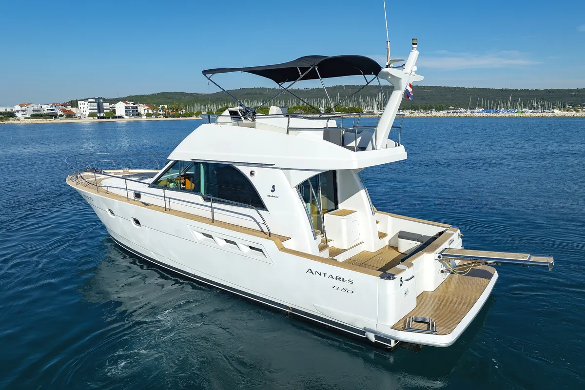 Exterior view of KATANA, a Beneteau Antares 13,80 motor yacht at Općina Sukošan, Croatia