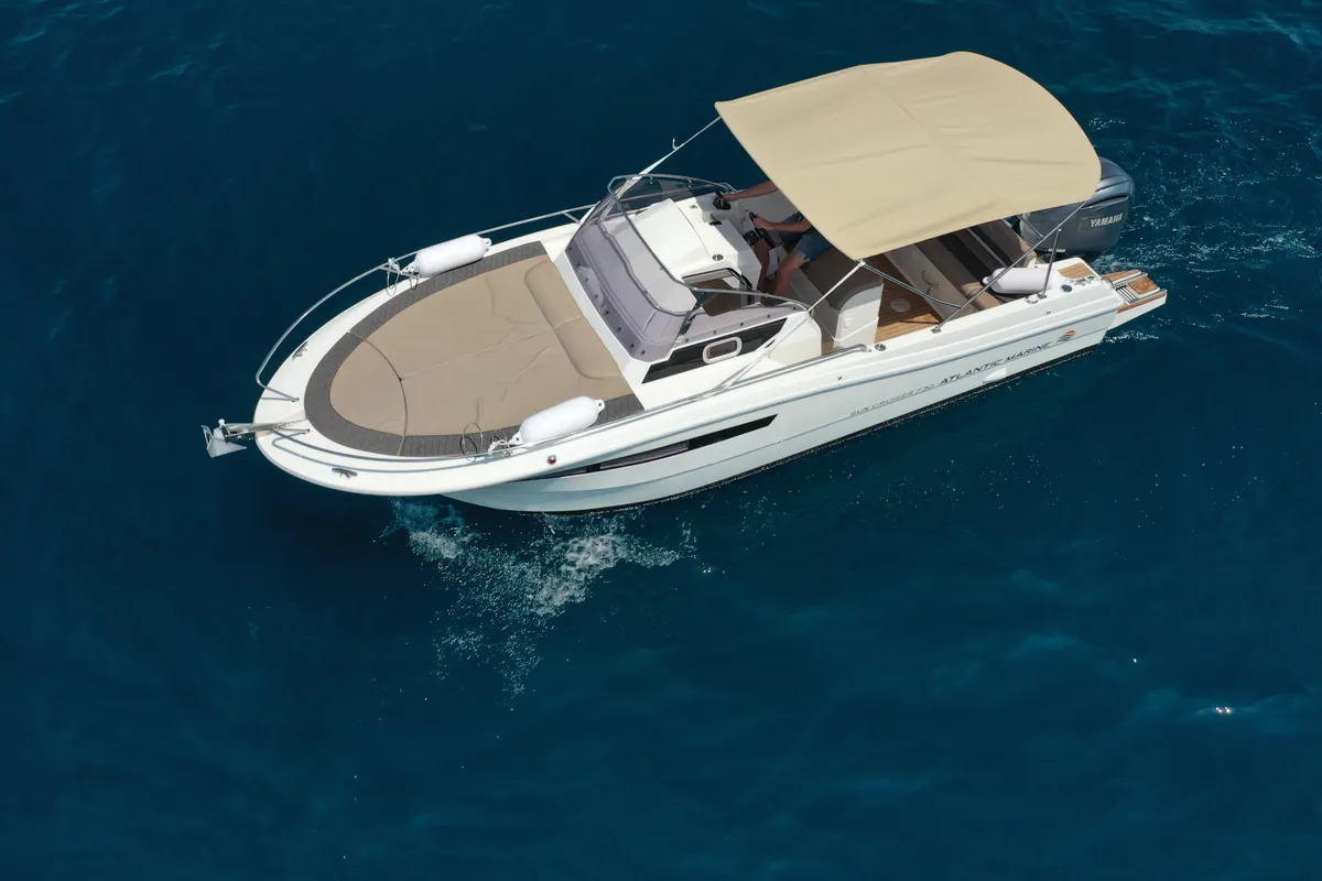 Exterior view of 275321ML, a Atlantic Marine Sun Cruiser 730 motorboat at Mali Lošinj, Croatia