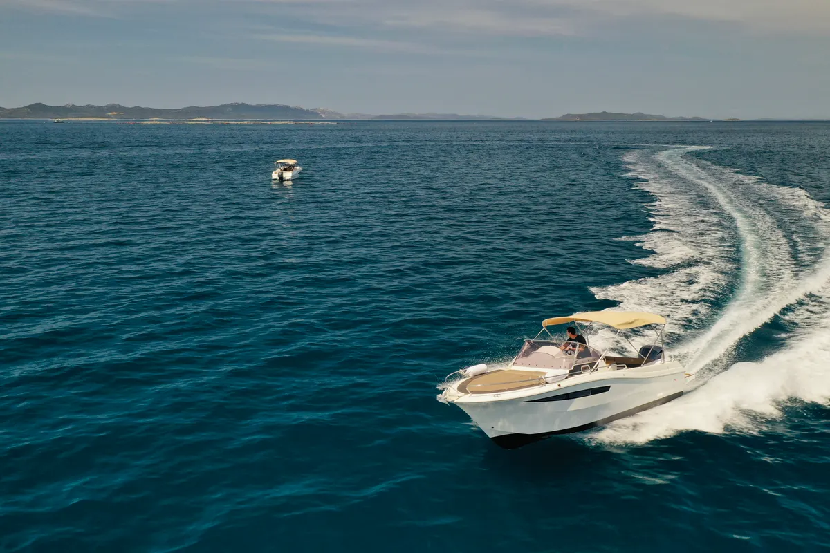 Exterior view of 275321ML, a Atlantic Marine Sun Cruiser 730 motorboat at Mali Lošinj, Croatia