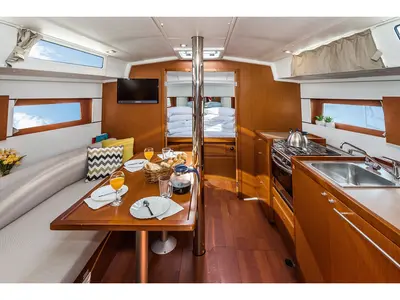 Salon of SAILOR JUPITER, a Beneteau Oceanis 38.1 sailboat at Općina Medulin, Croatia
