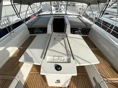 Deck of Flipper, a Beneteau Oceanis 51.1 sailboat at Palma de Mallorca, Spain