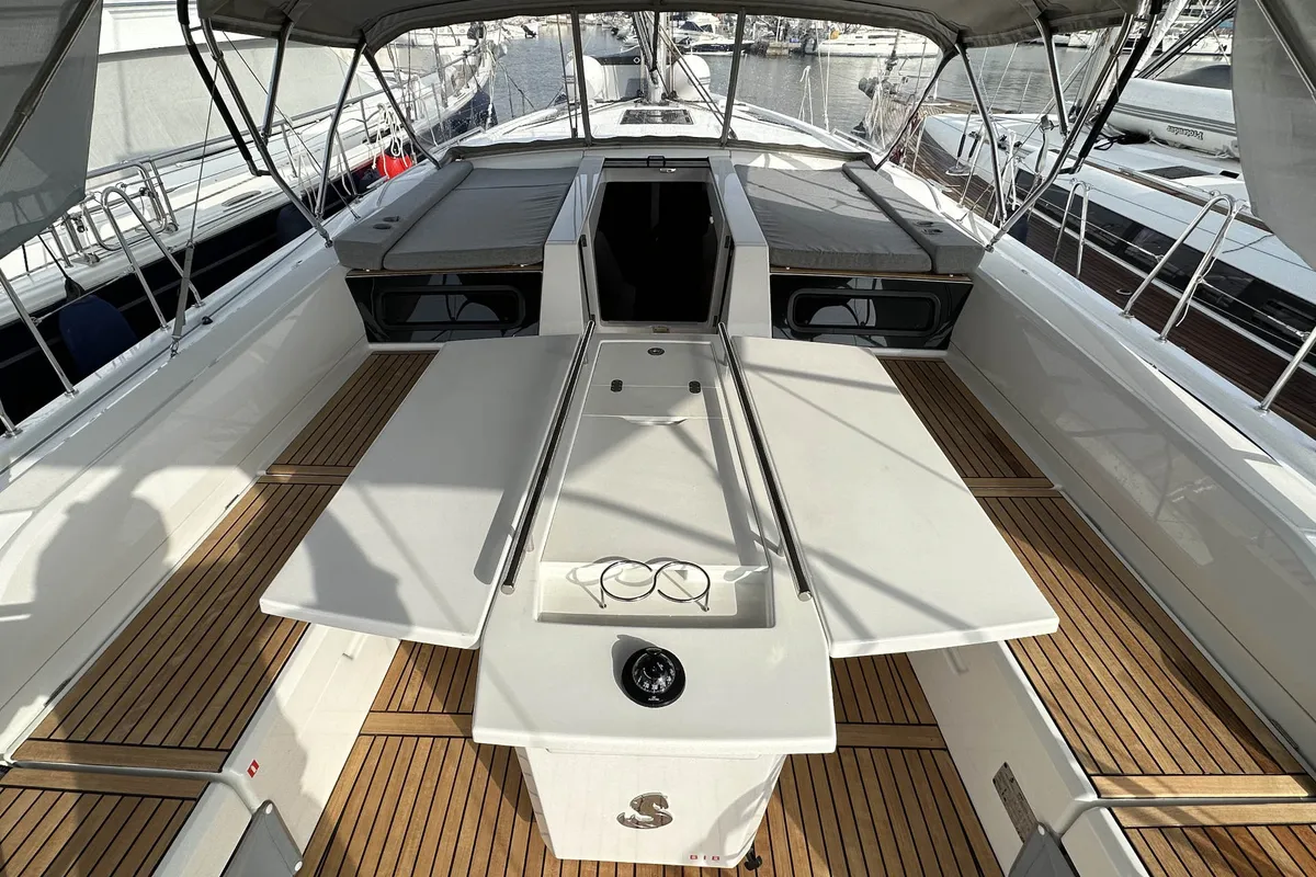 Deck of Flipper, a Beneteau Oceanis 51.1 sailboat at Palma de Mallorca, Spain