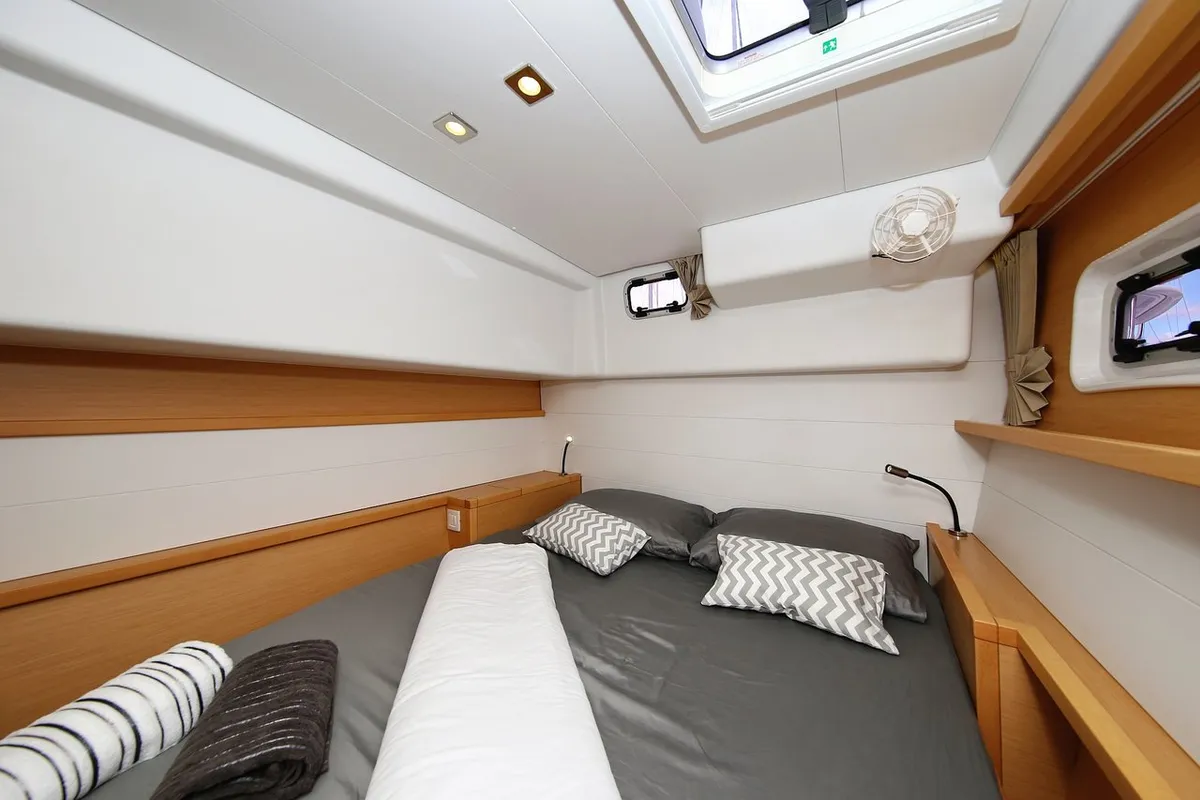 Cabin on Ladies And Gentlemen, a Lagoon 450 catamaran at Općina Sukošan, Croatia