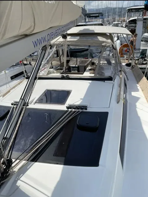 Salon of Souel, a Dufour 390 GL sailboat at Municipal Unit of Apollonioi, Greece