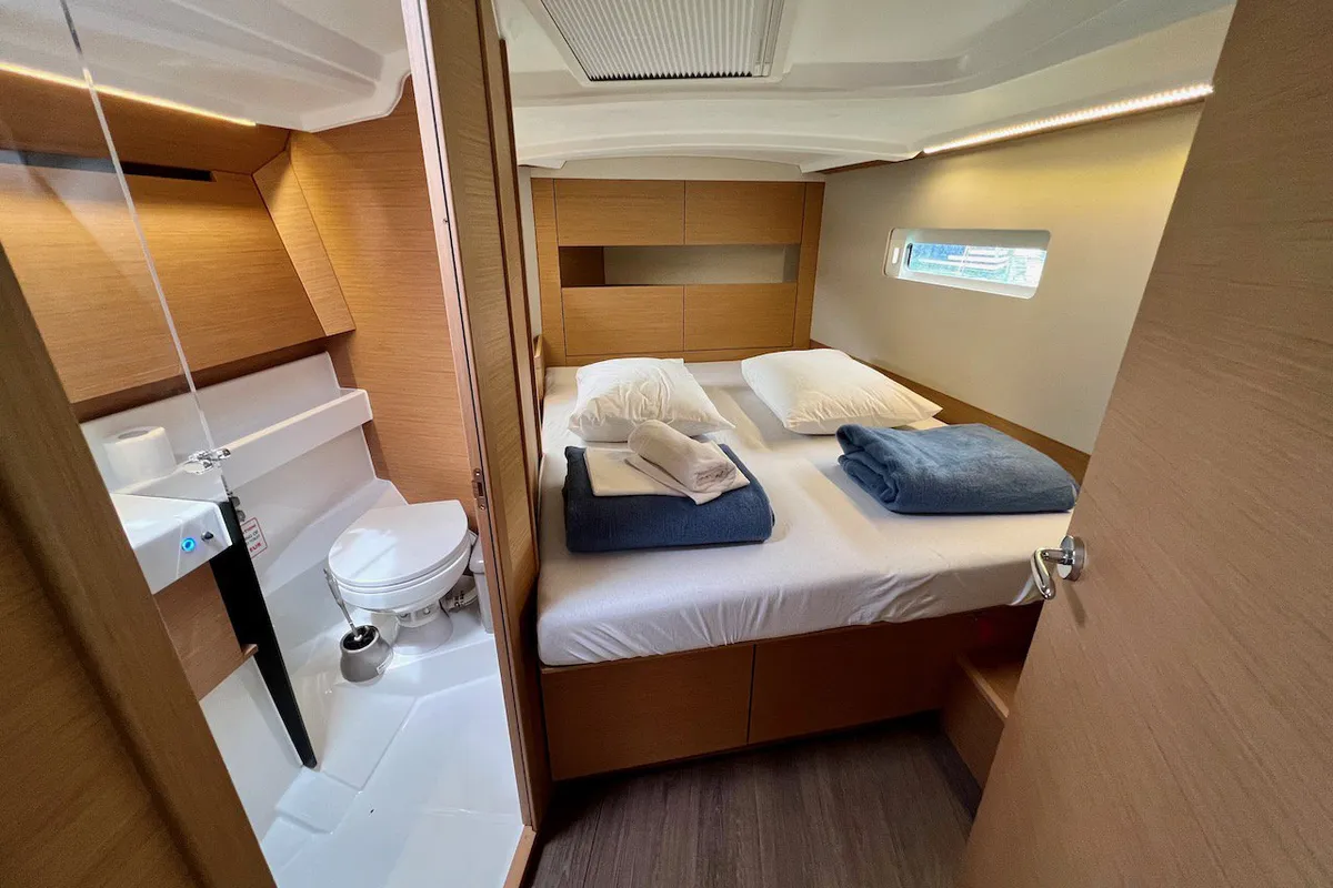 Exterior view of Thalia, a Jeanneau Sun Odyssey 410 sailboat at Grad Pula, Croatia