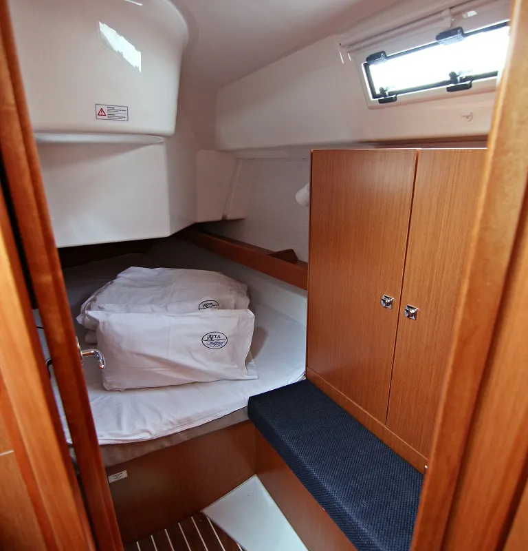 Cabin on Lucy, a Bavaria Cruiser 34 sailboat at Sukošan, Croatia