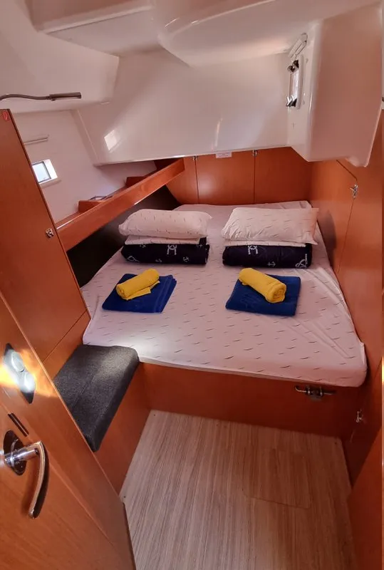 Cabin on Iustitia, a Bavaria Cruiser 46 sailboat at Split, Croatia