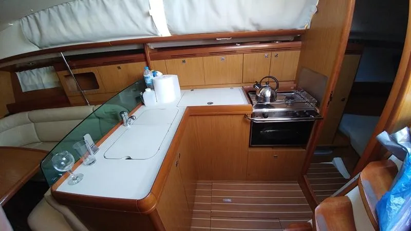 Cabin on Katrina, a Jeanneau Sun Odyssey 36i sailboat at Municipal Unit of Elefsina, Greece